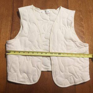 Mango Vest- quilted, loose fitting , cropped design